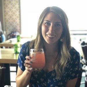 Meet your Posher, Corinna